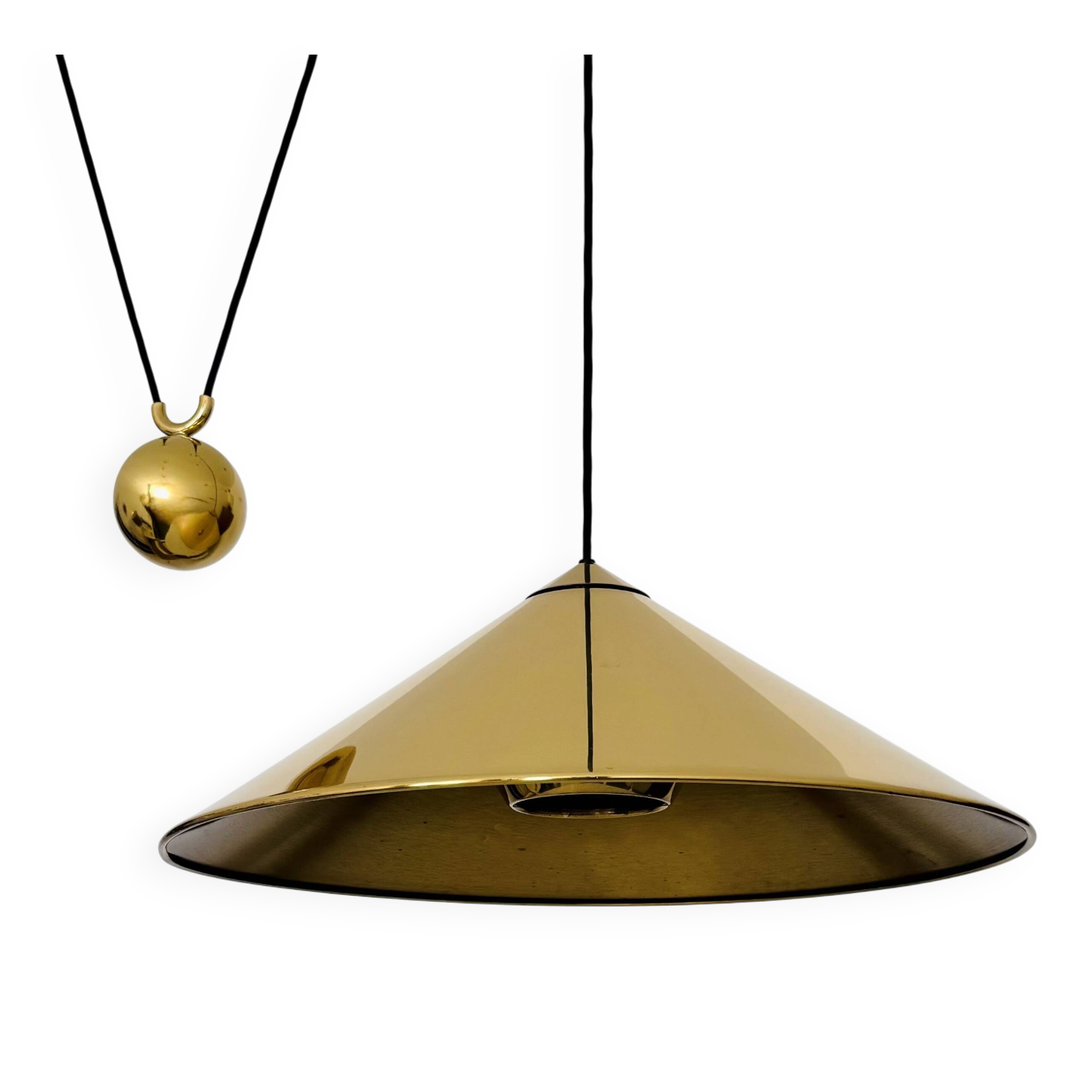 Adjustable Brass Keos Pendant Lamp with Counterweight by Florian Schulz