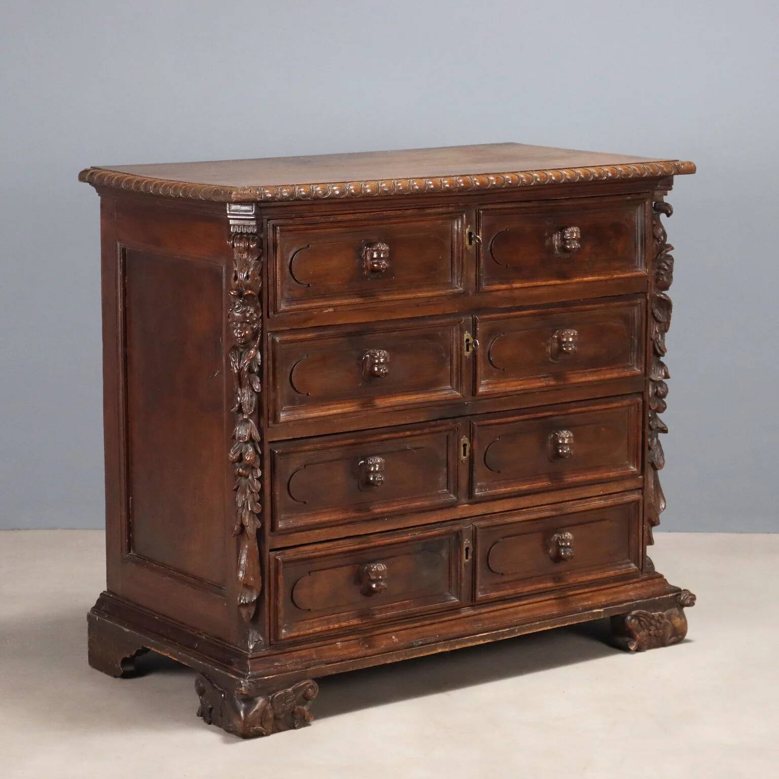 Commode baroque ancienne en noyer et peuplier XVIIIe siècle