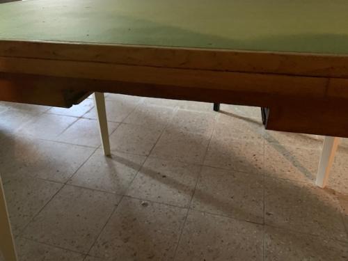 Table pieds compas
