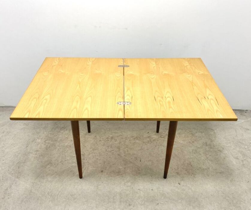 Small extendable dining table, Cesky Nabytek edition, czech vintage