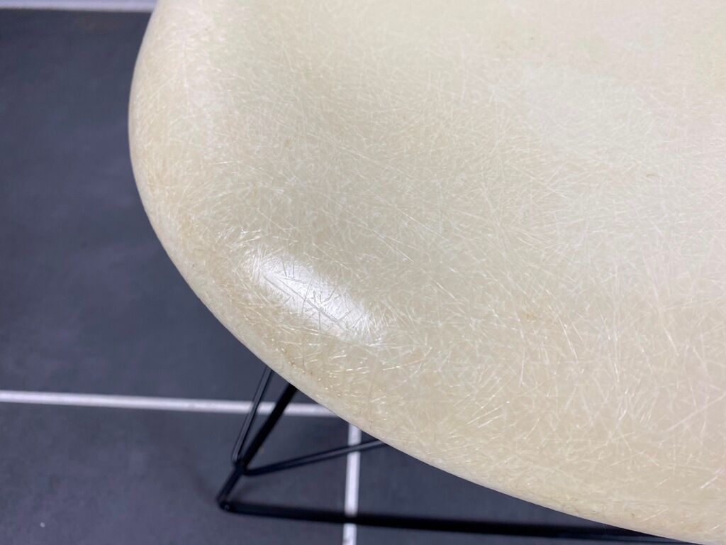 Lounge chair Eames fiber white parchment short back base cat's cradle herman miller vintage 50