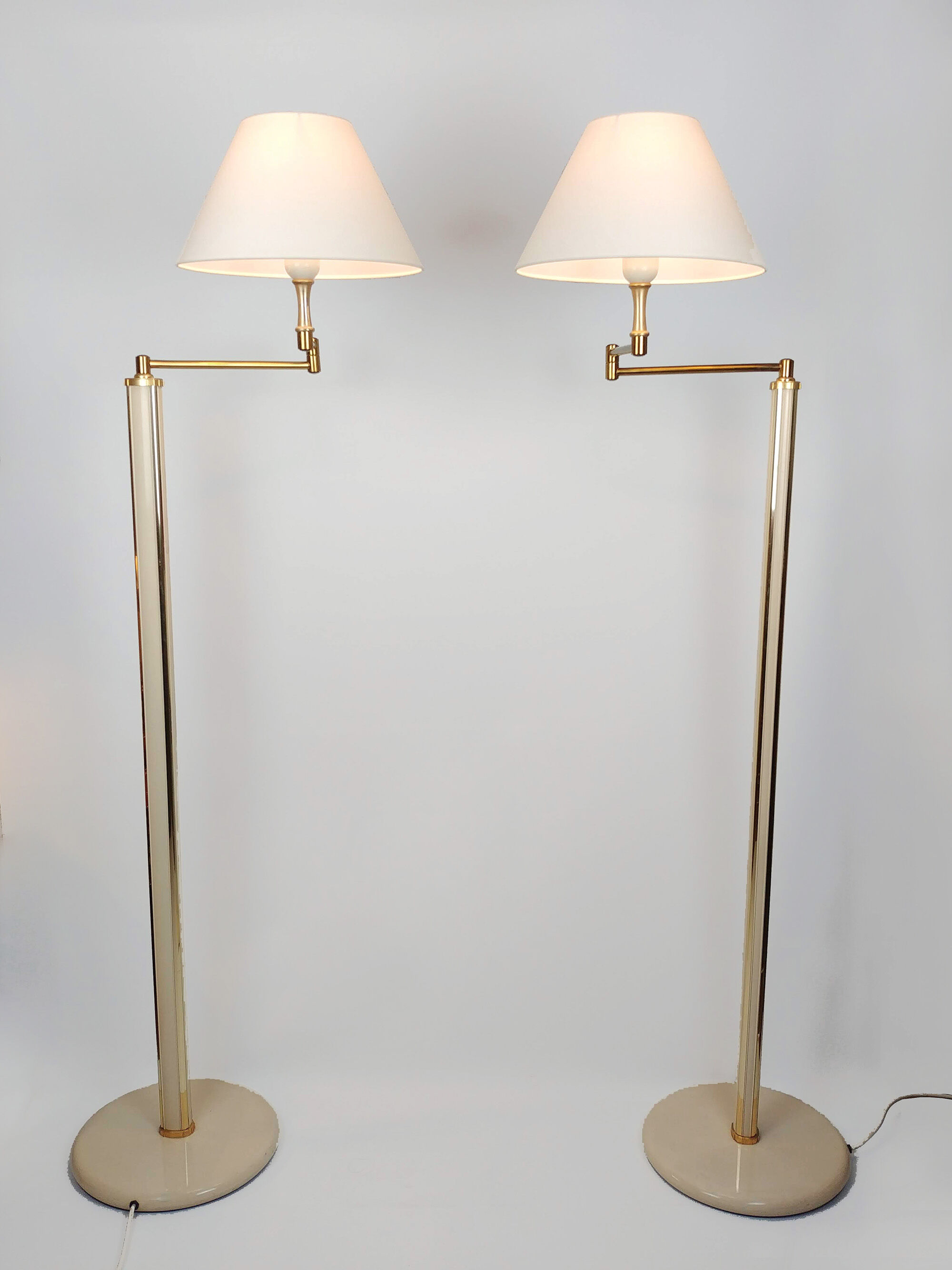 Pair of flexible lacquer and brass lamps, 1970 s