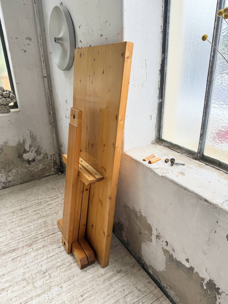 Perriand mountain furniture table 1970