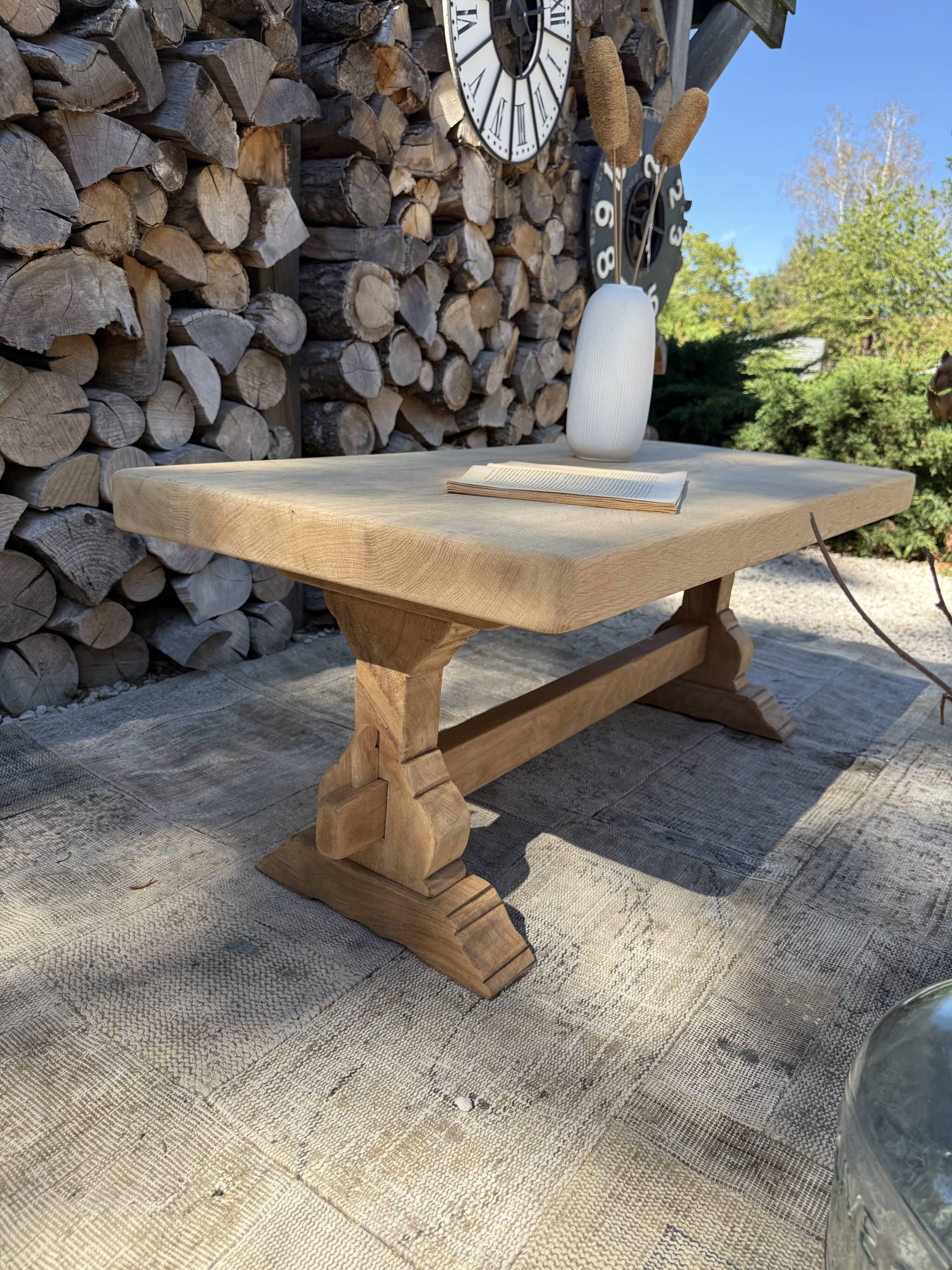 Table basse monastère