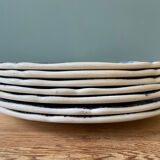 Set of 7 flat plates in Gien earthenware, Delft décor