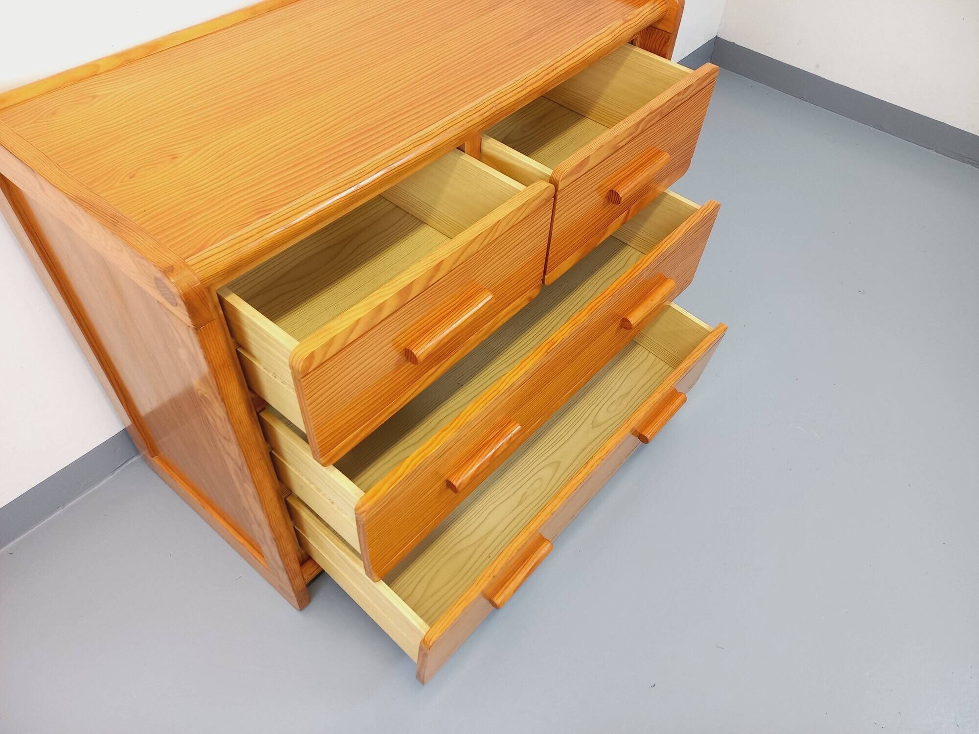 Vintage Gautier pine chest of drawers from the 70s 80s