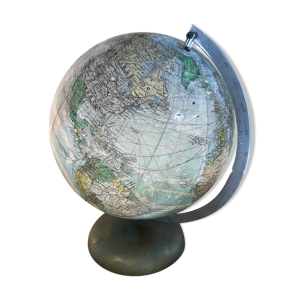 Ancien globe terrestre - pied