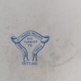 Flat iron earth company franco english