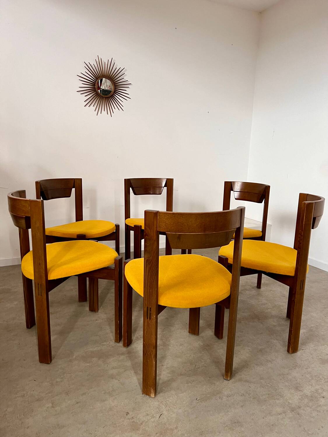 Set of 6 Scandinavian style chairs Girsberger 70s vintage solid wood mustard yellow