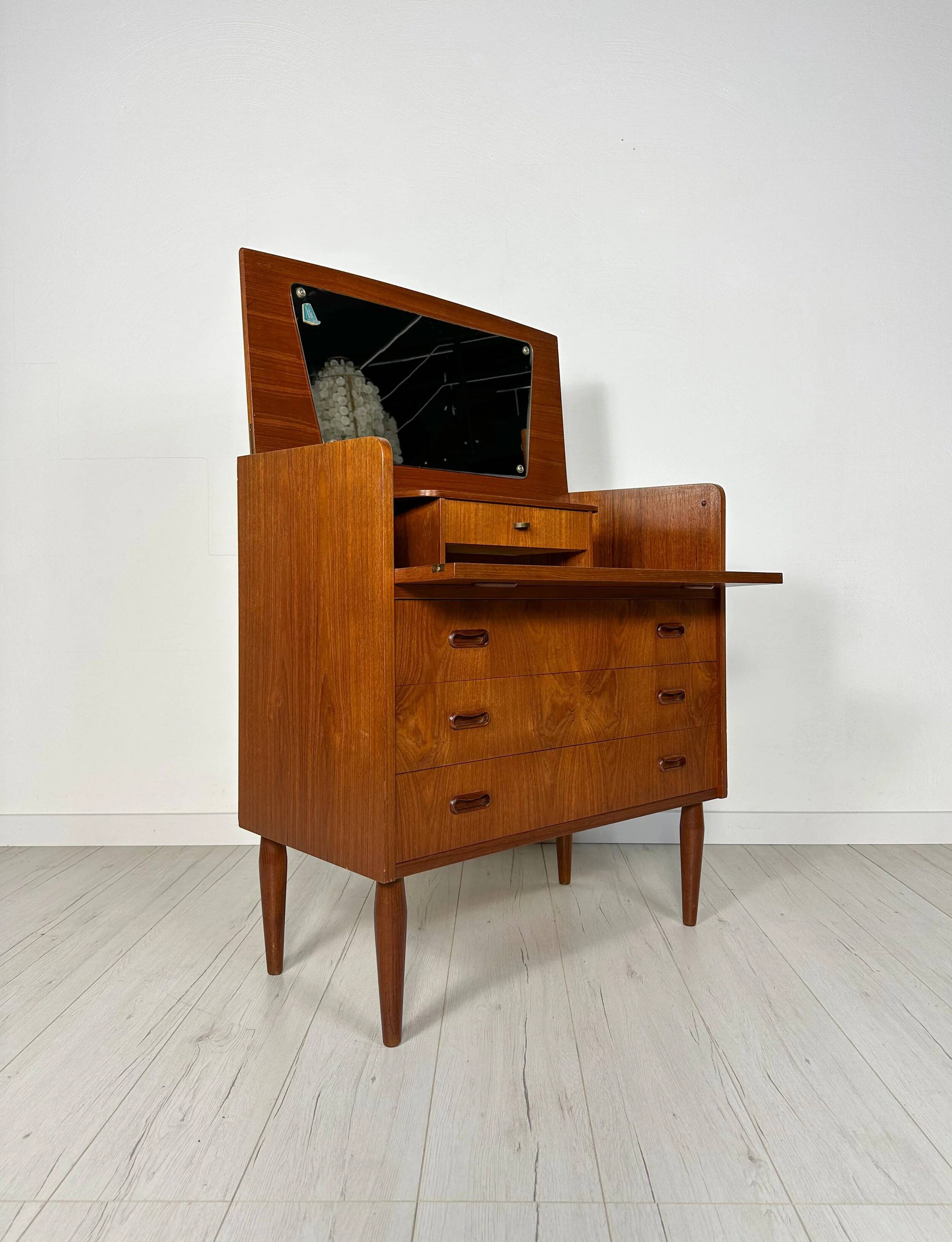 1960s Vintage Original Danish Teak Dresser with Mirror