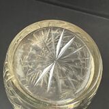 Carafe en cristal soufflé, taillé et col en argent