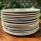 Service 10 plates and 14 sub-plates St Clement