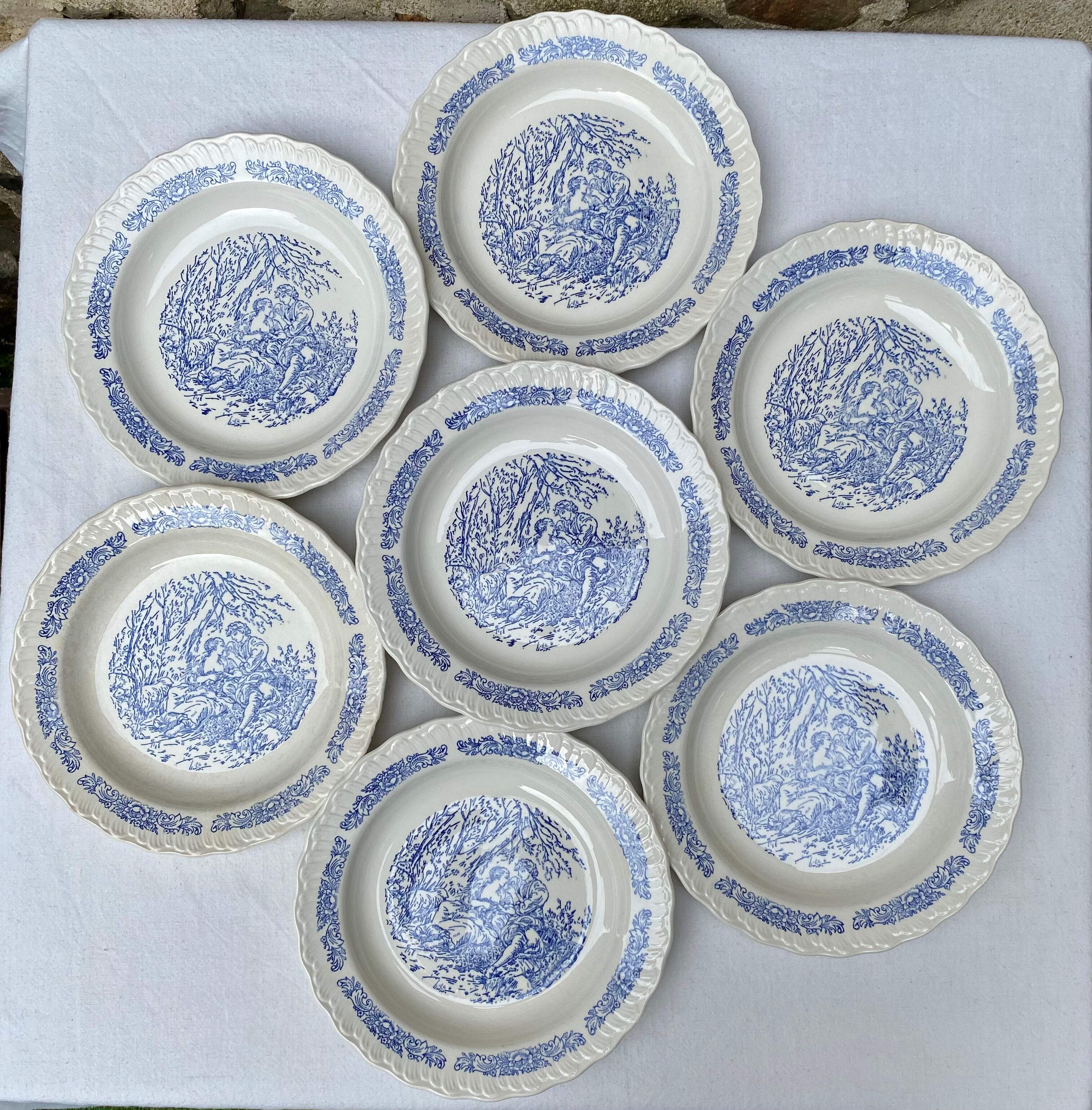 Badinage hollow plates