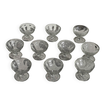 Lot de 10 petites coupes à glace en verre vintage