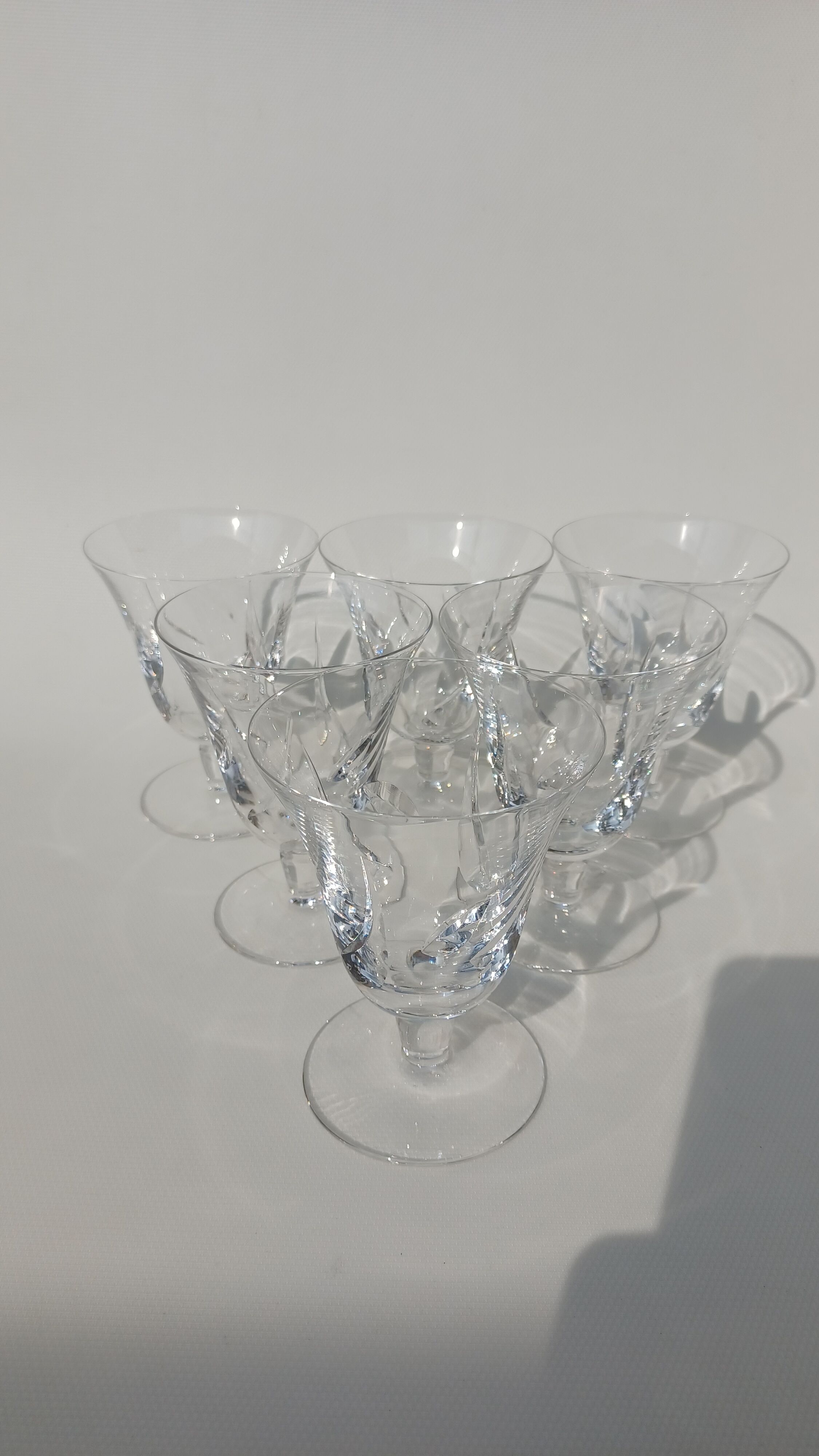 6 glasses of Saint Louis crystal wine. Around 1970.