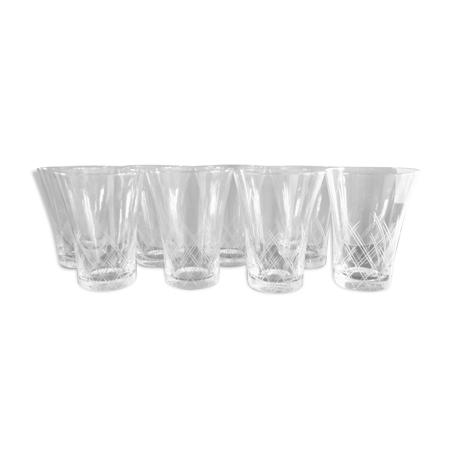 Set 8 water glasses or engraved crystal wine