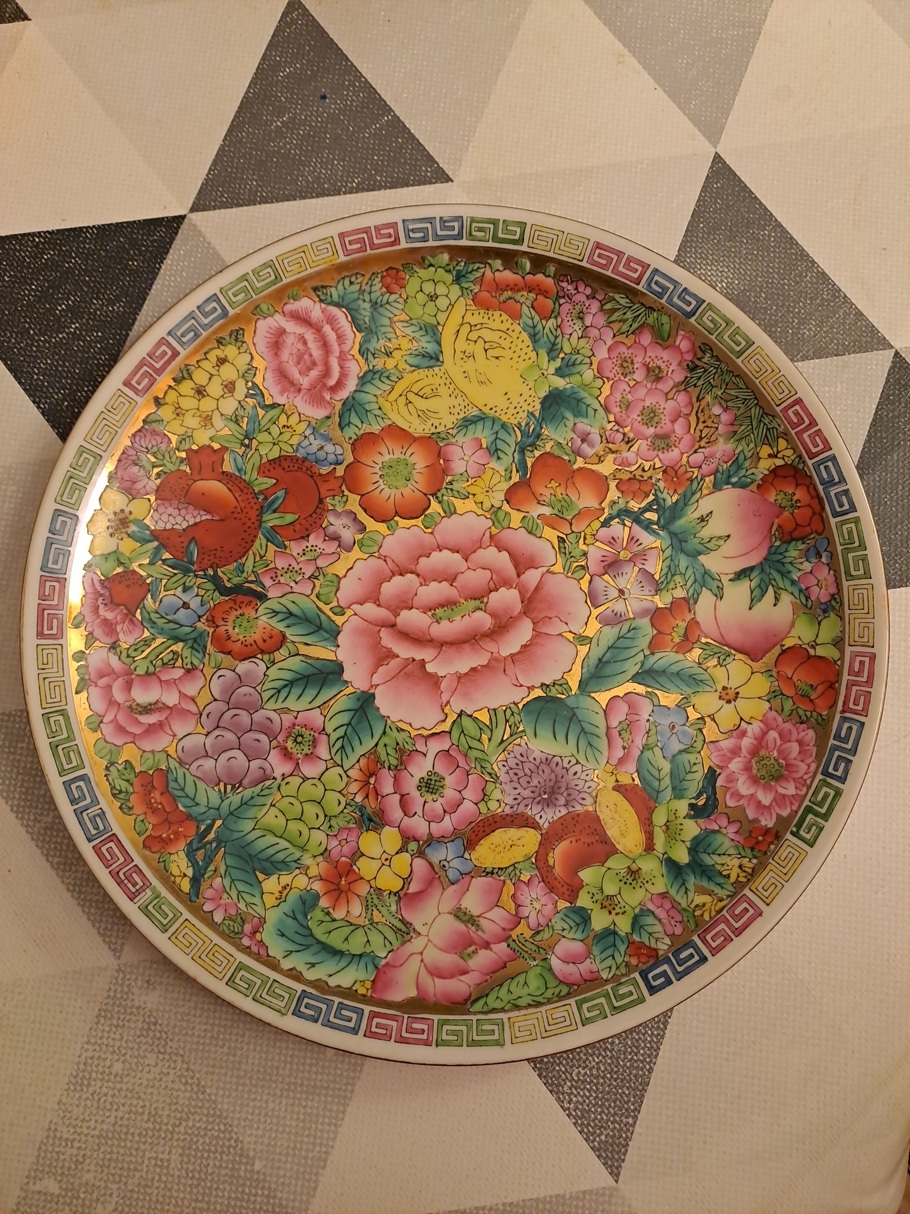 Acienne Chinese plate decorative