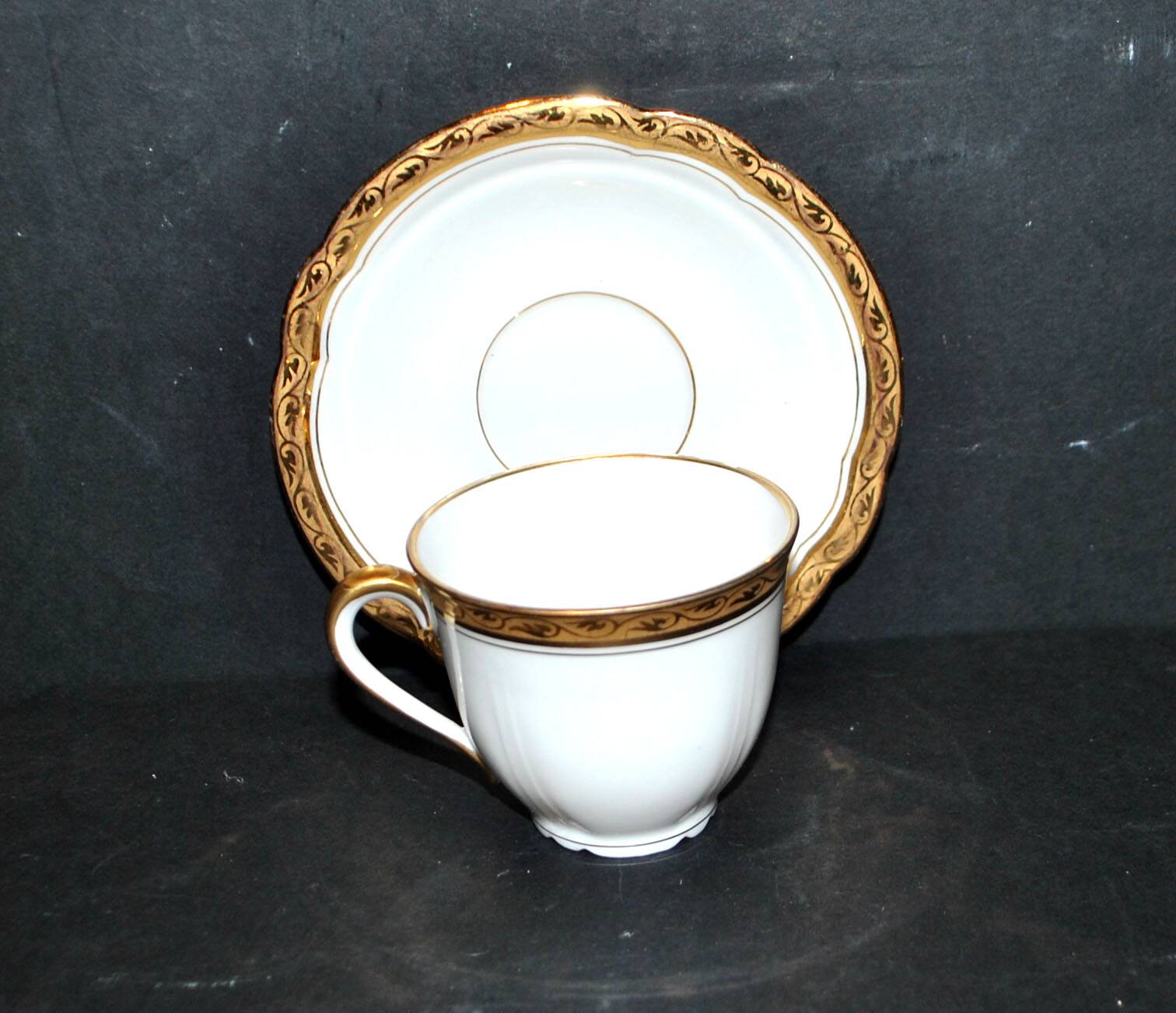 Boyer limoges porcelain coffee cup with golden frieze decor