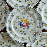 10 flat plates from the Longchamp "Nemours" collection, hand-painted.