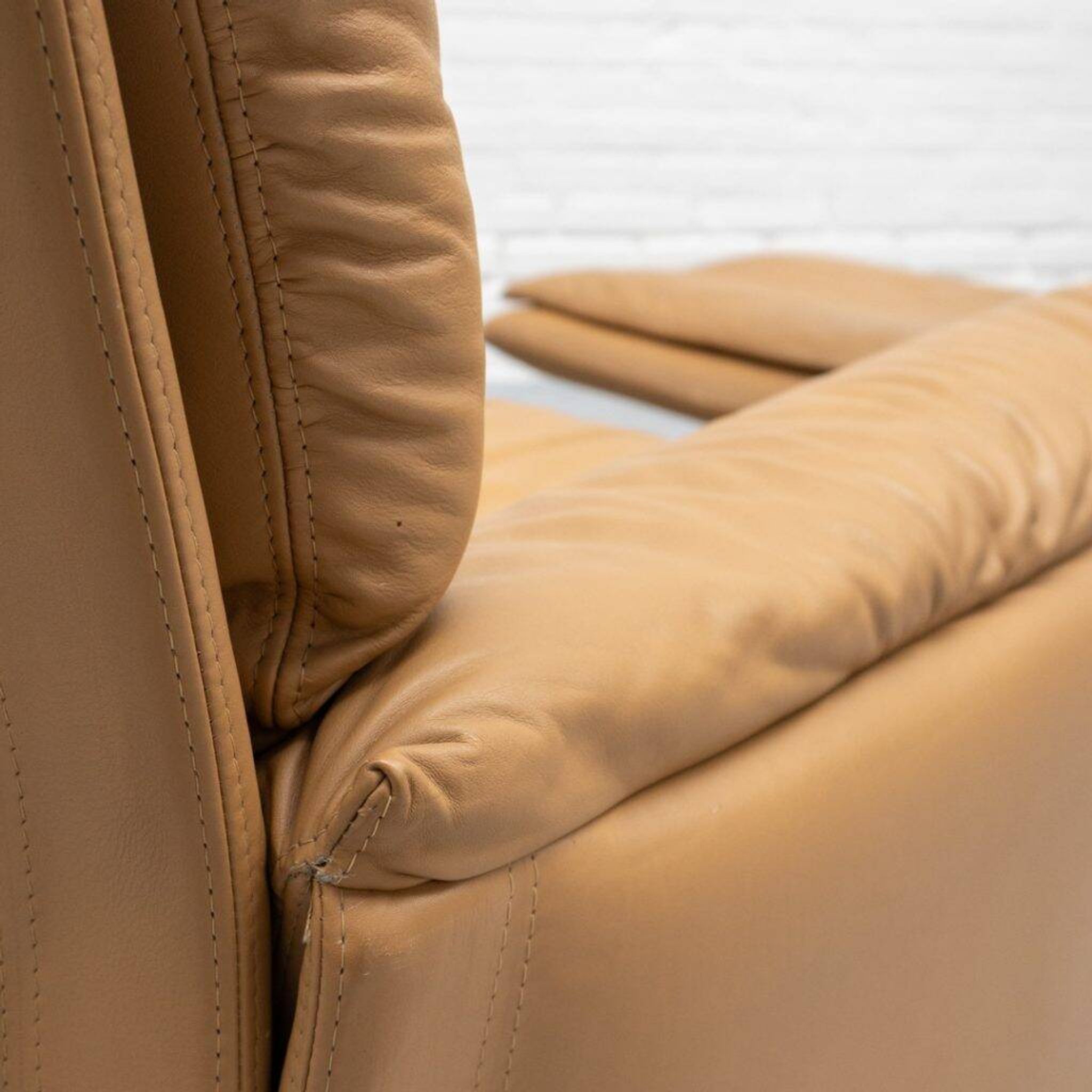 Queening Armchair by Giovanni Ofredi for Saporiti