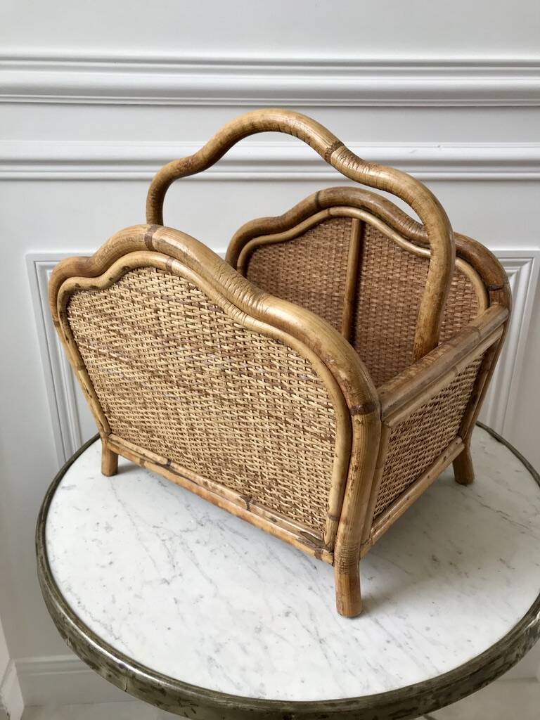 Magazine holder / Pine hutch in rattan, bamboo and canning 70s