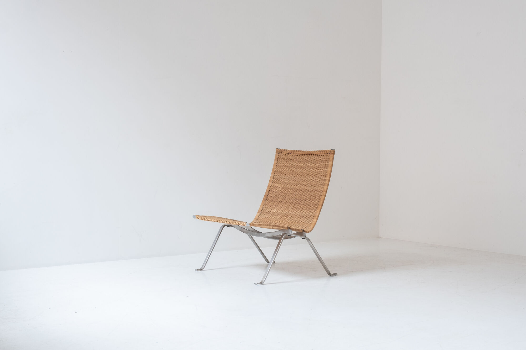 Early edition PK22 by Poul Kjaerholm for E. Kold Christensen, Denmark 1956.