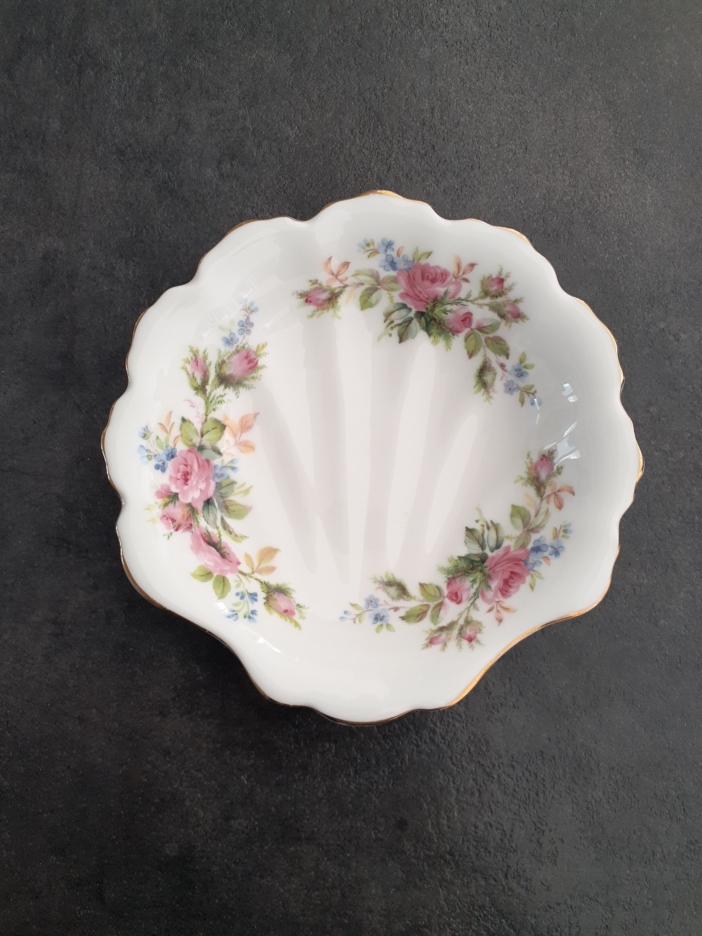 Royal albert soap holder