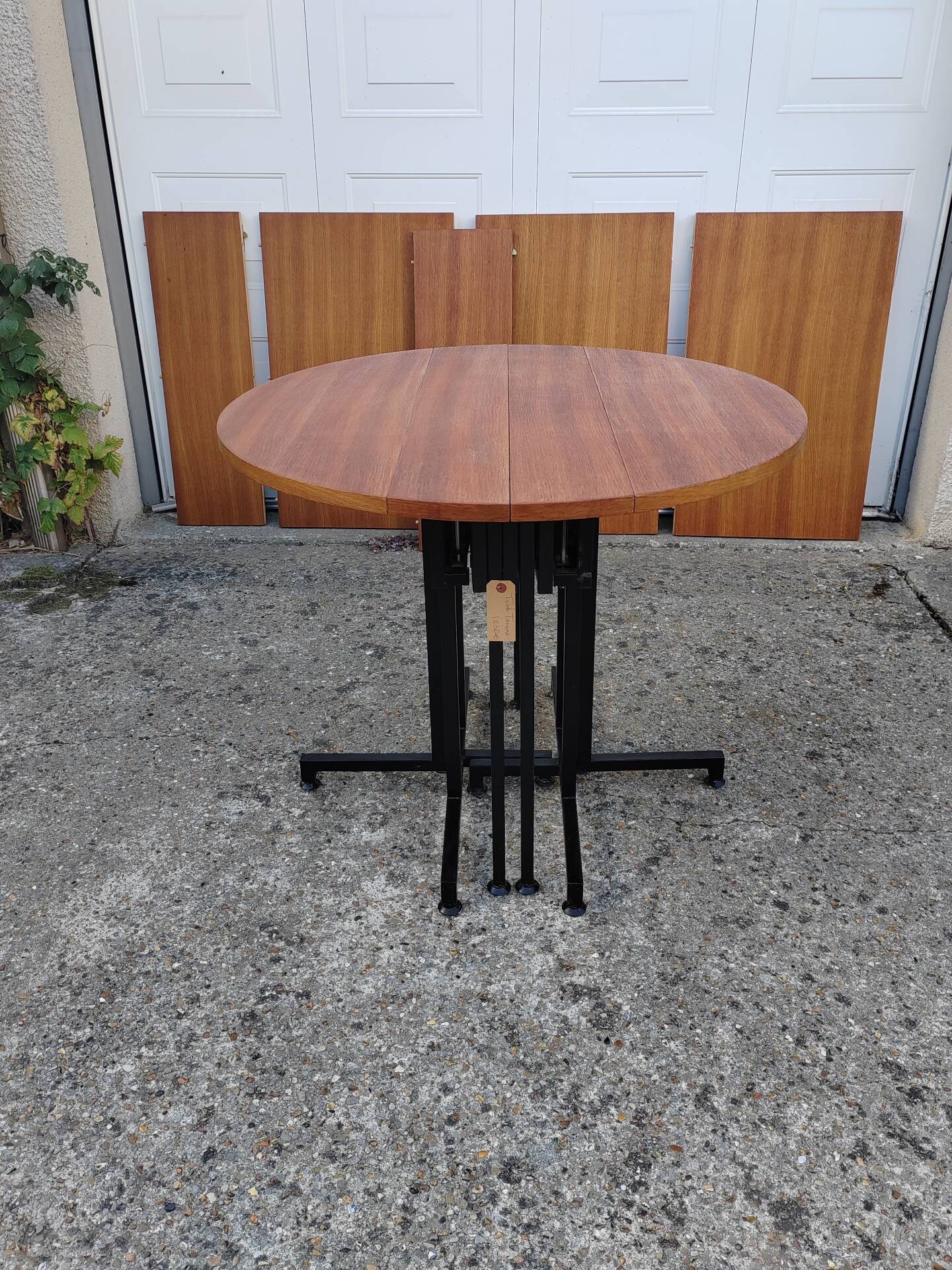 Extensible Torrens table