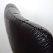 Fauteuil skaï vintage 1970