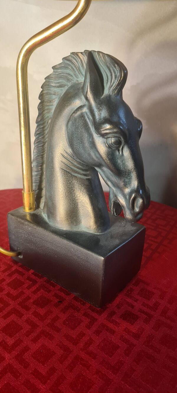 lampe tete de cheval et abat jour en jute 44x30 tres bon etat