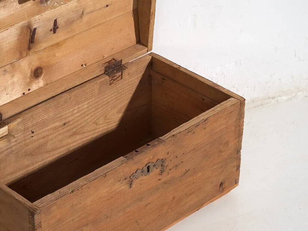 Antique solid wood chest (circa 1900) #81