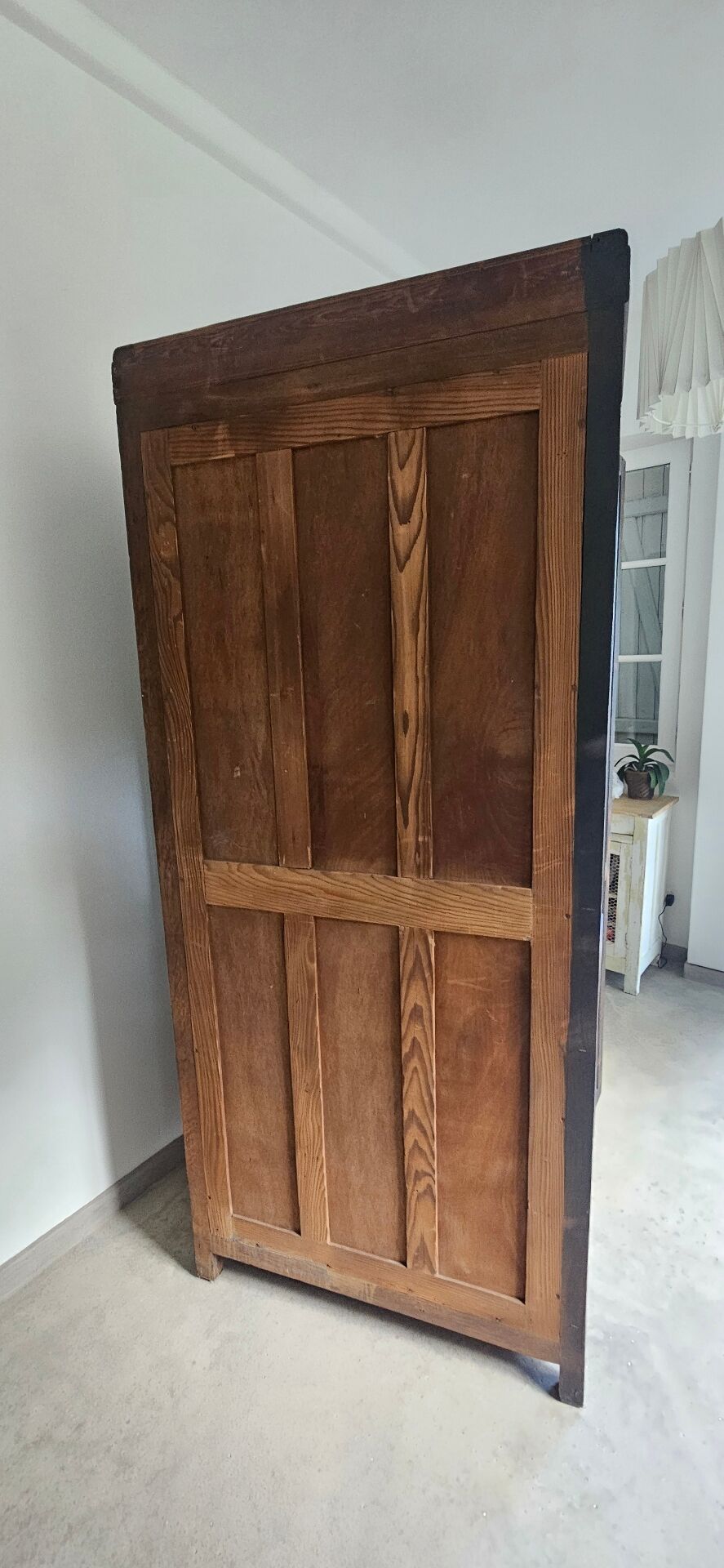 Ancienne Armoire parisienne d’école bois chêne noir