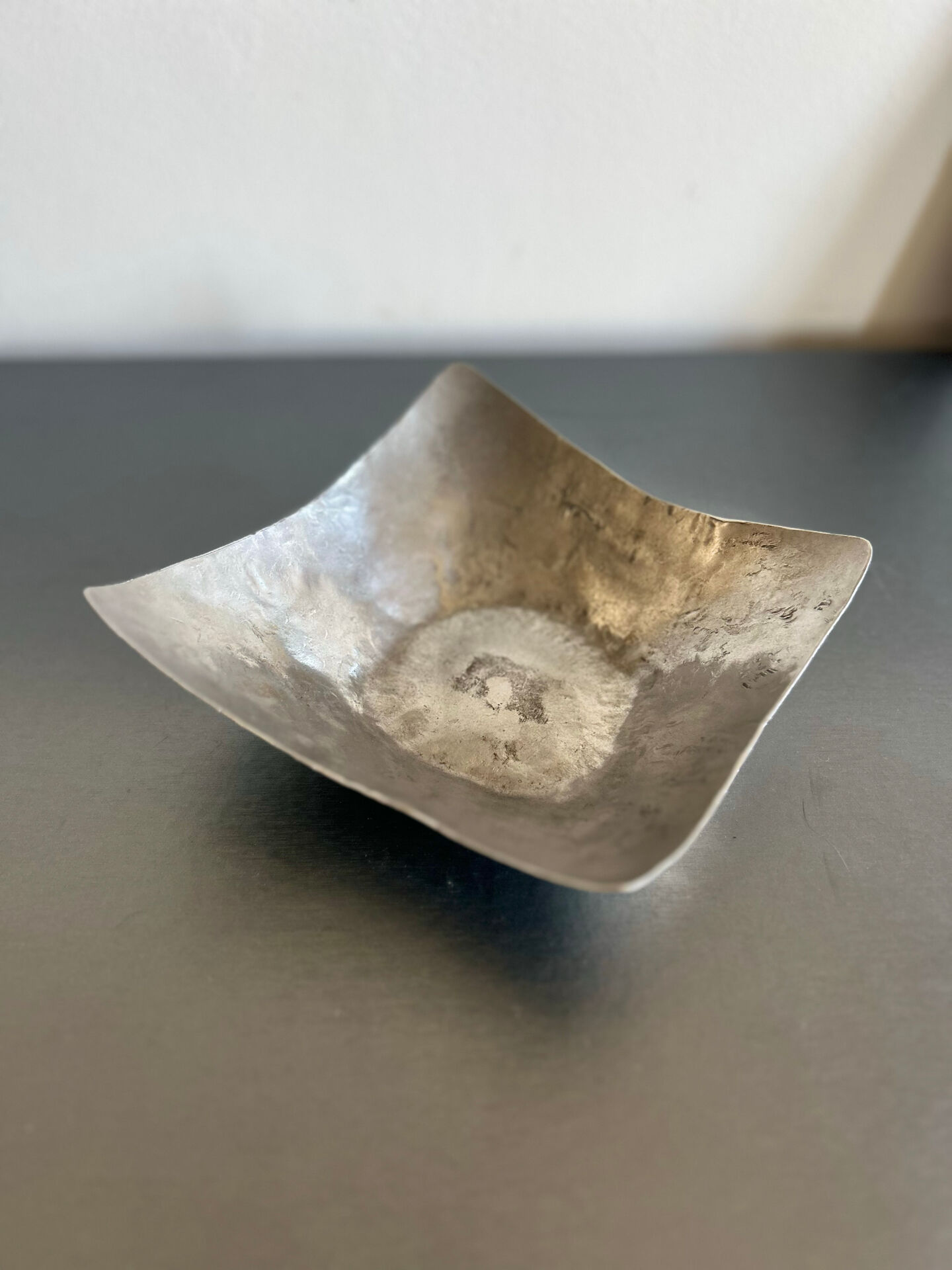 Metal catch-all Sido and François Thevenin