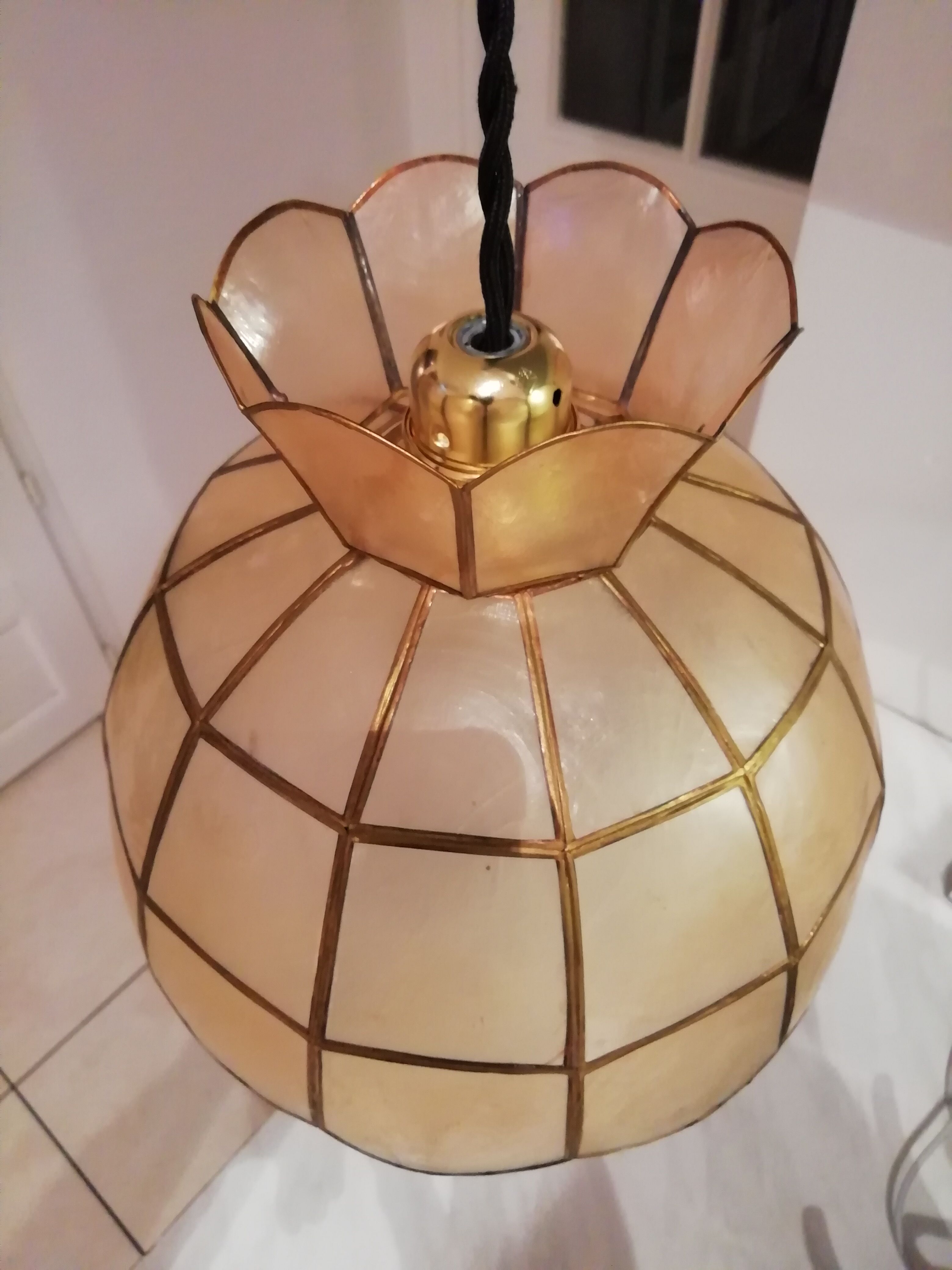Suspension nacre et laiton 60s