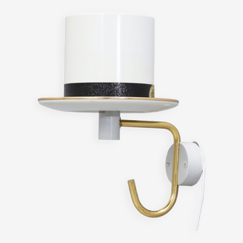 Lampe hat blanche - Hans-Agne Jakobsson AB, Markaryd - design suédois des années 1960