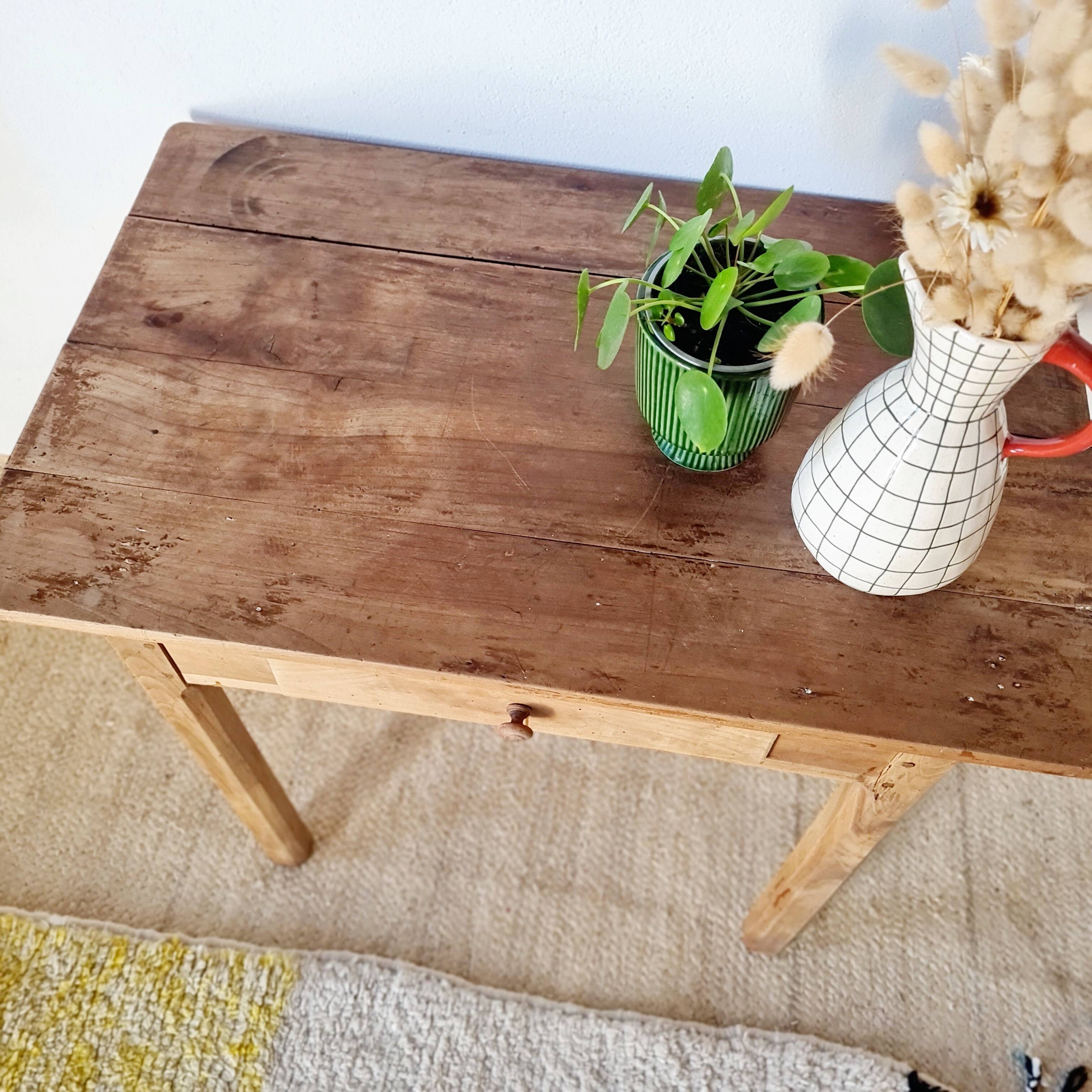 Small antique farmhouse table in wood – vintage rustic desk