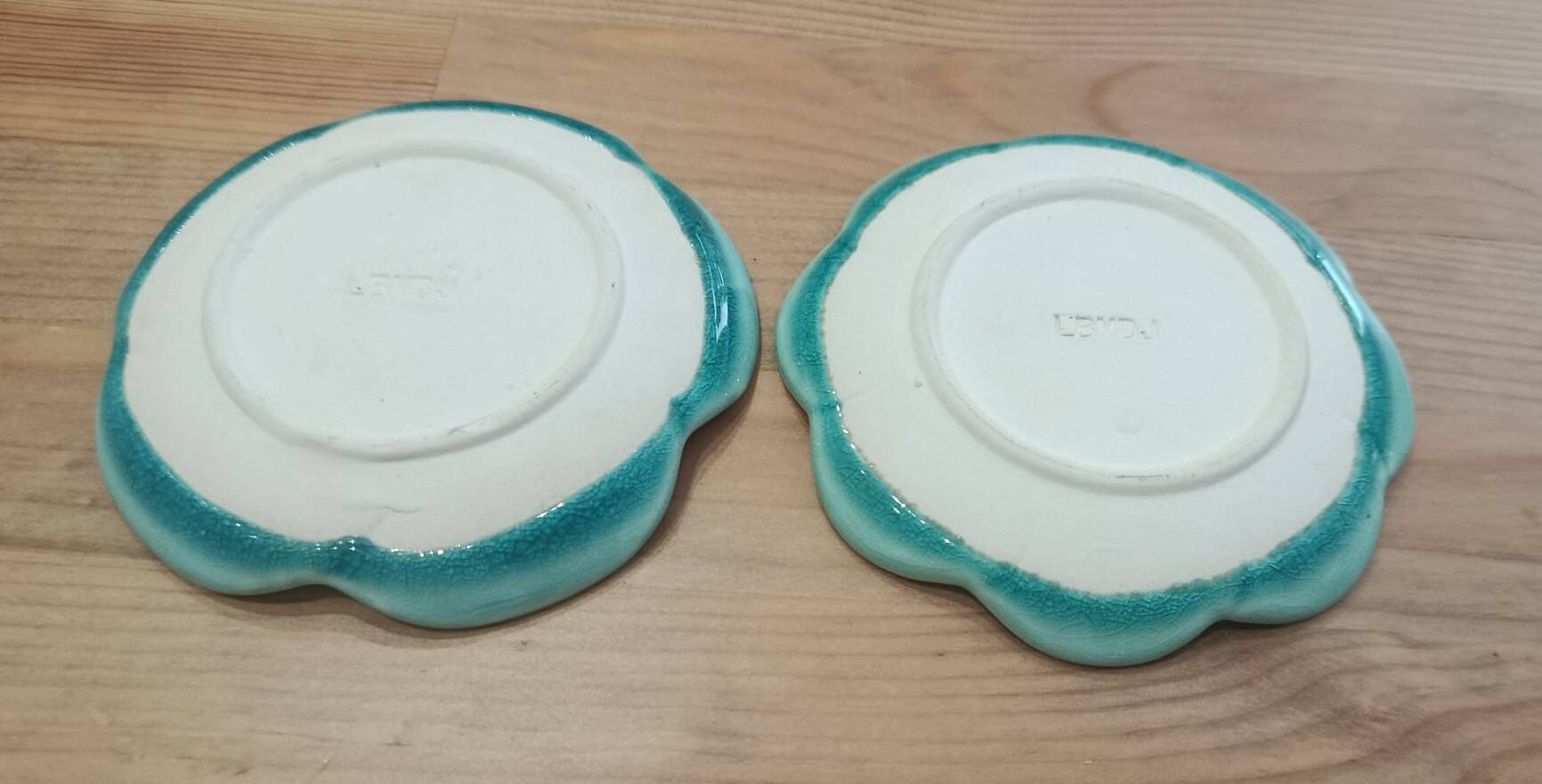 Pair of vintage turquoise flower bowls LBMDJ – 60s/70s