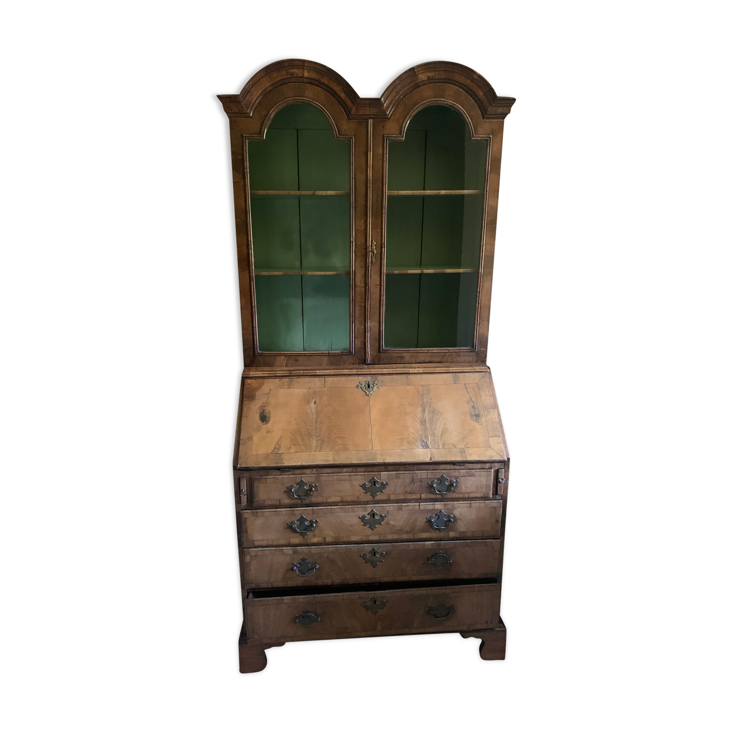 English secretary with library