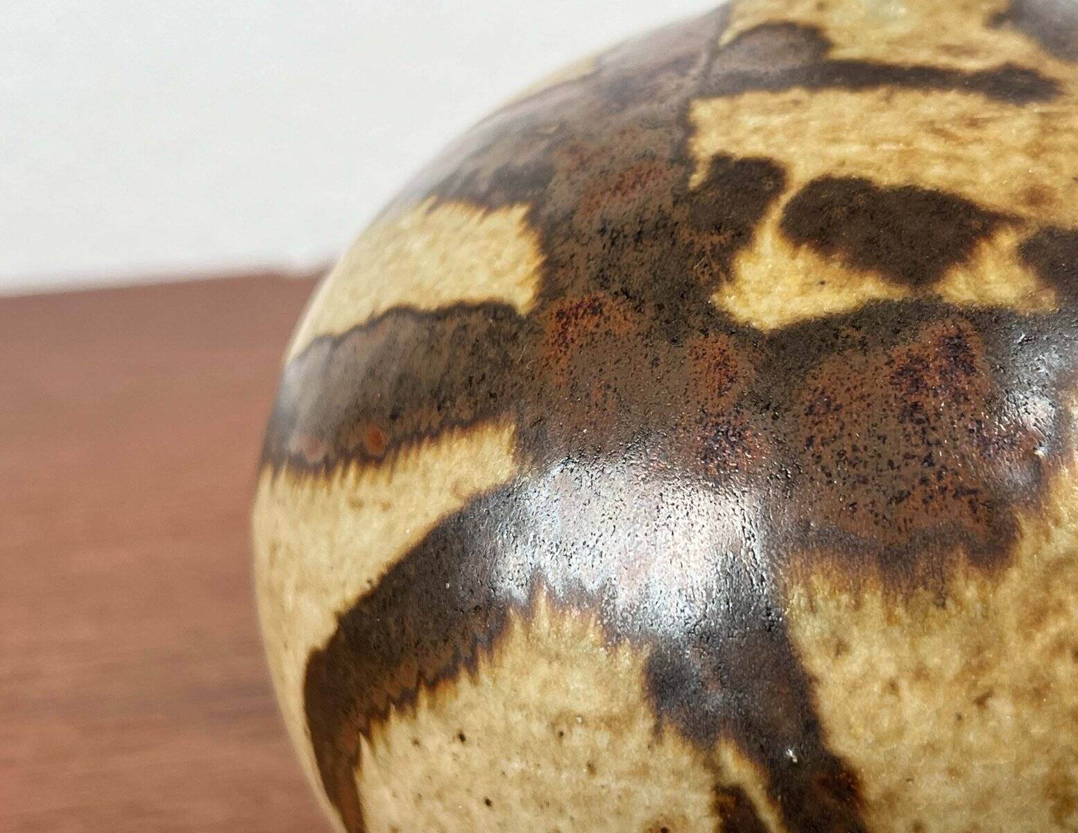 Mid-century Danish studio ceramic oil lamp by Aage Würtz, 1960s.