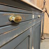 Black Parisian workshop buffet