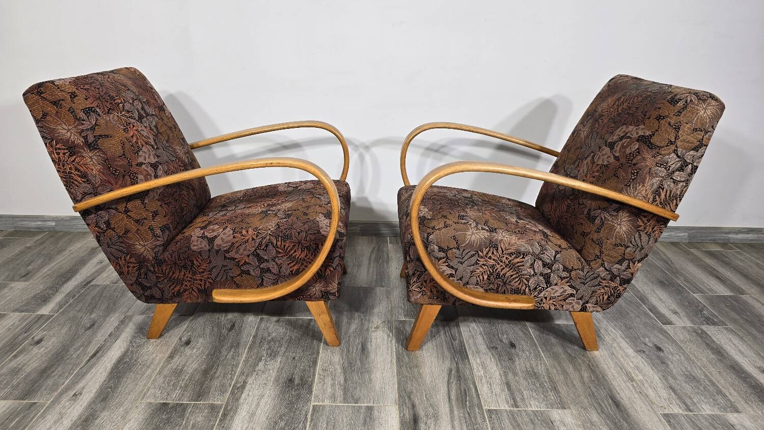Art Deco Armchairs by Jindrich Halabala