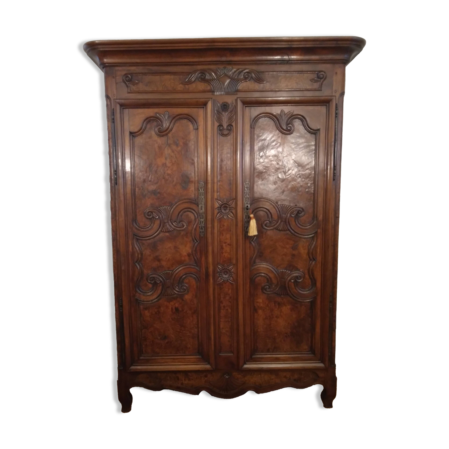 Bressan wardrobe