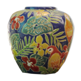 Parrot-inspired vase