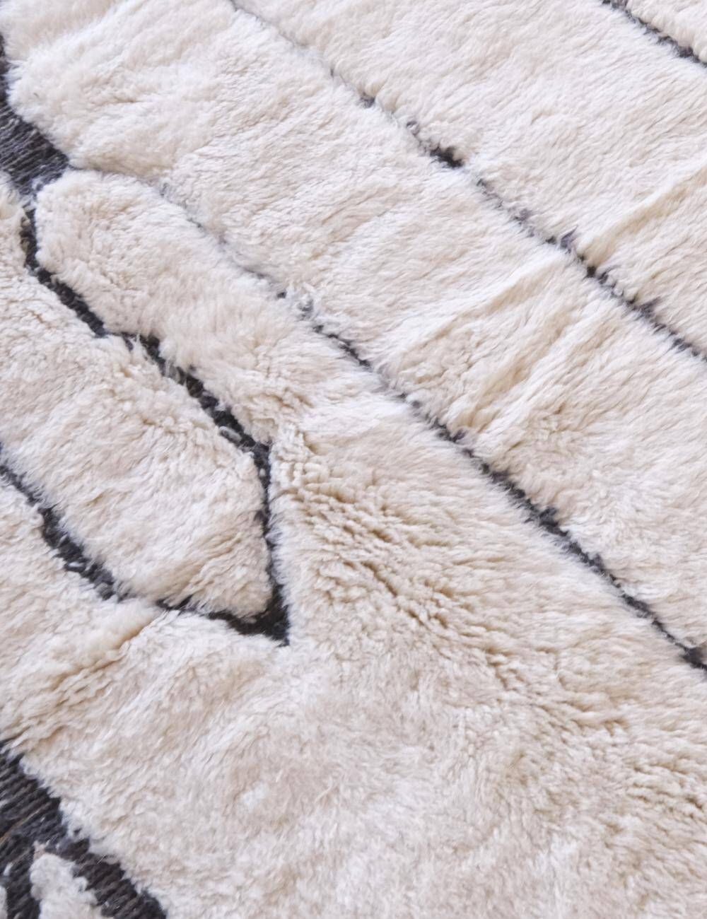 Beni M'Rirt White and Black Rug - 211 x 153 cm