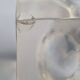 Inclusion d'une ampoule phosphorescente dans un bloc de résine, Pierre Giraudon, années 70