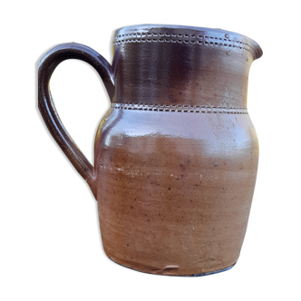 Pitcher old milk jug in sandstone 2 liters - raw and authentic craftsmanship, circa 1970's