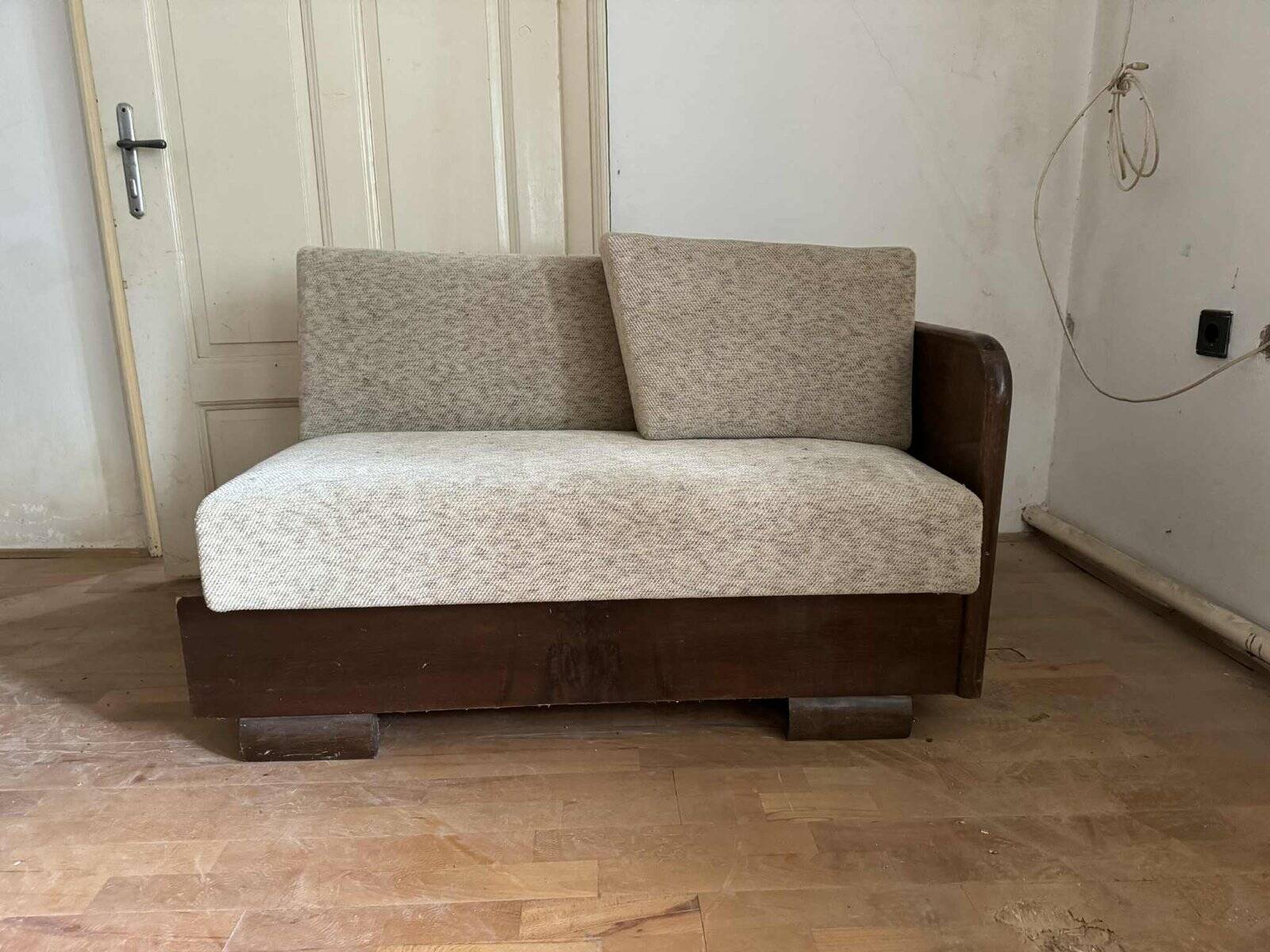 Small Art Deco sofa, Austria, 1930s