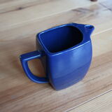 Cruche émaillée bleue