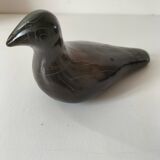 Colombe sculpturale en céramique brun chocolat, 20ème siècle