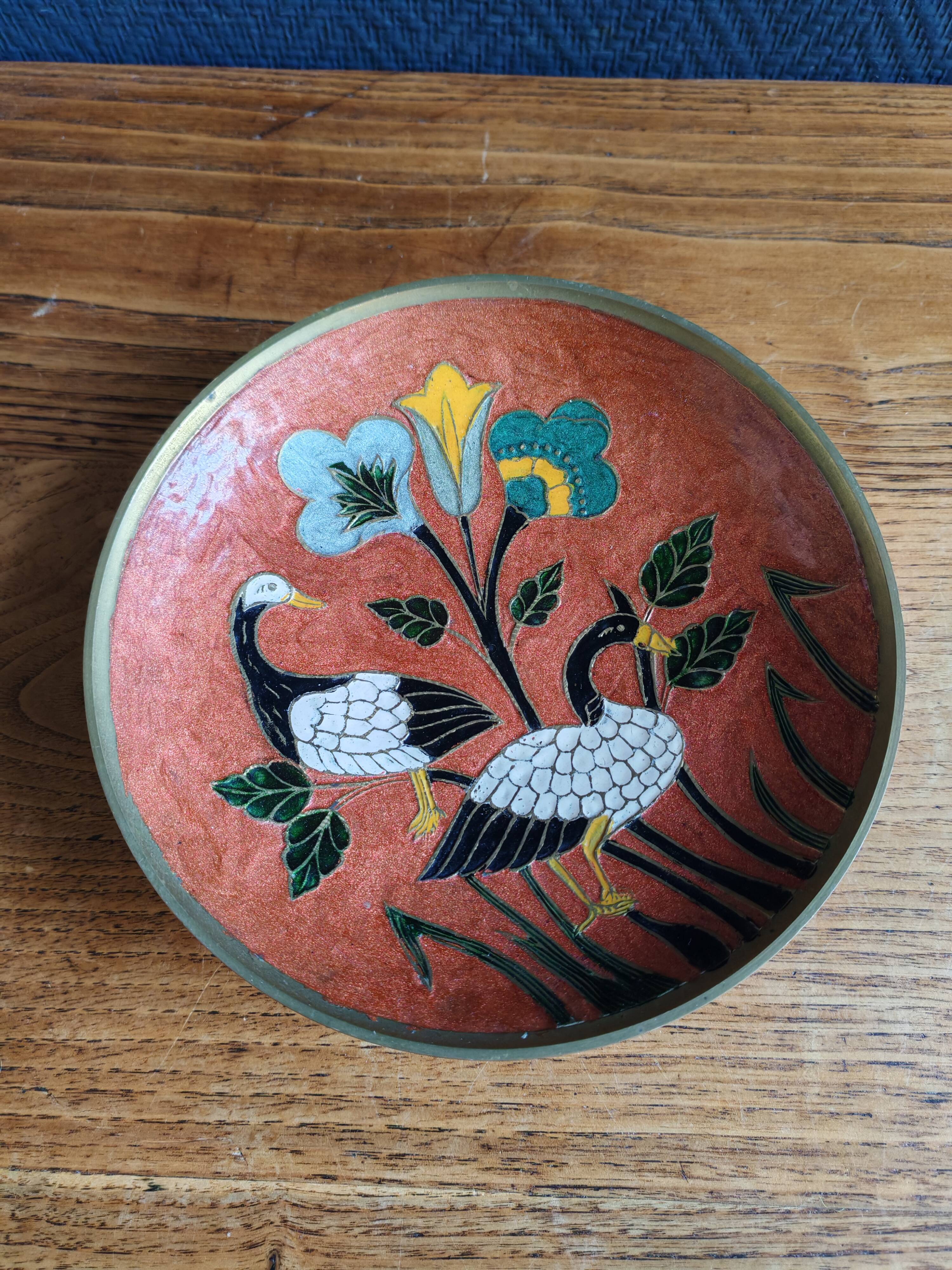 Assiette cloisonnée en laiton émaillé - India